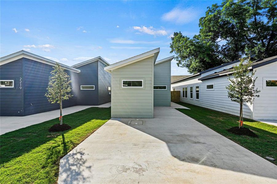 Exterior details and patio area of a home in , Dallas (Image 19). Exterior details and patio area of a home in , Dallas (Image 19).