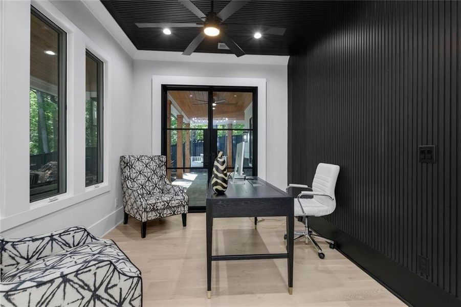 Furnished interior view inside a new home in , Roswell (Image 15).