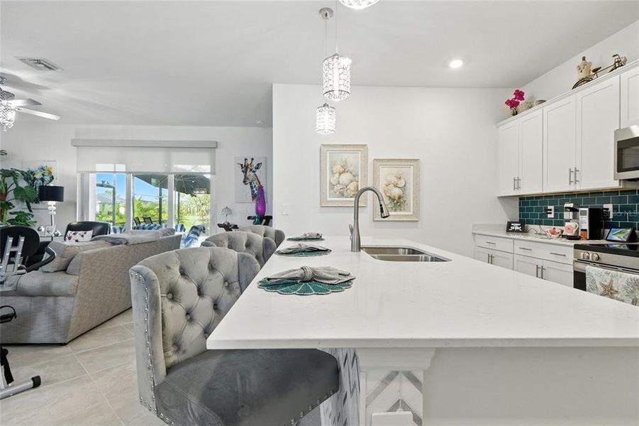 Furnished interior view inside a new home in , Venice (Image 10).