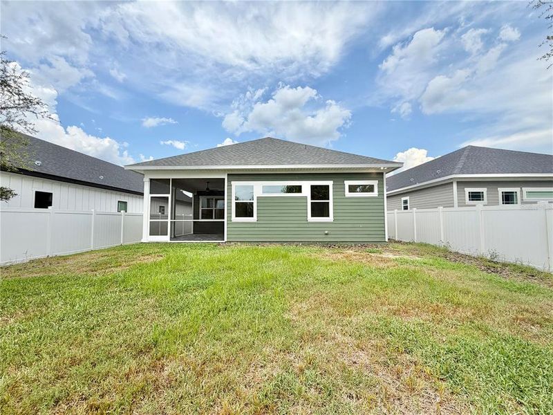 Exterior details and patio area of a home in , Gainesville (Image 3).
