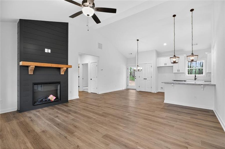 Spacious, unfurnished interior of a new home in , Cedartown (Image 15).