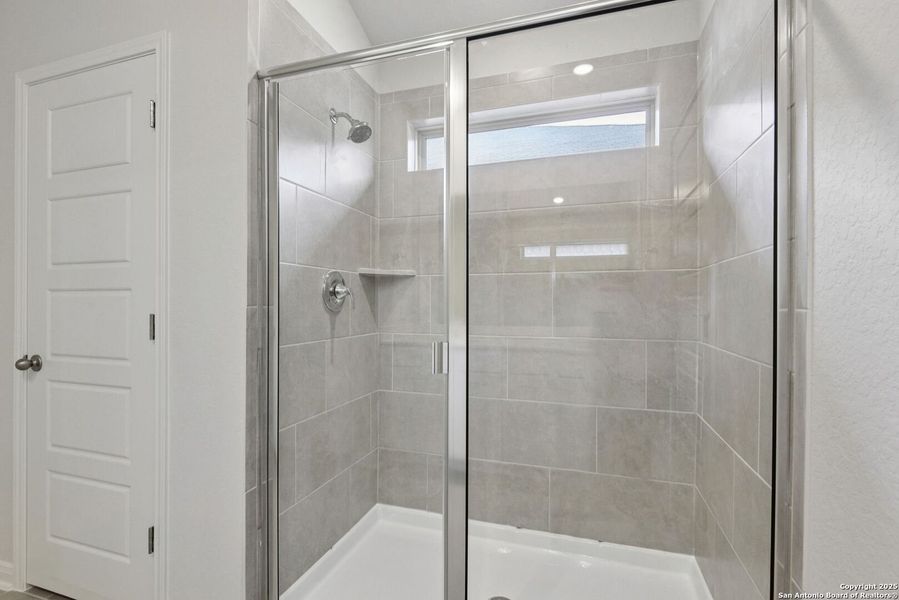 Close-up of interior finishes inside a home in Fox Falls, Boerne (Image 16).