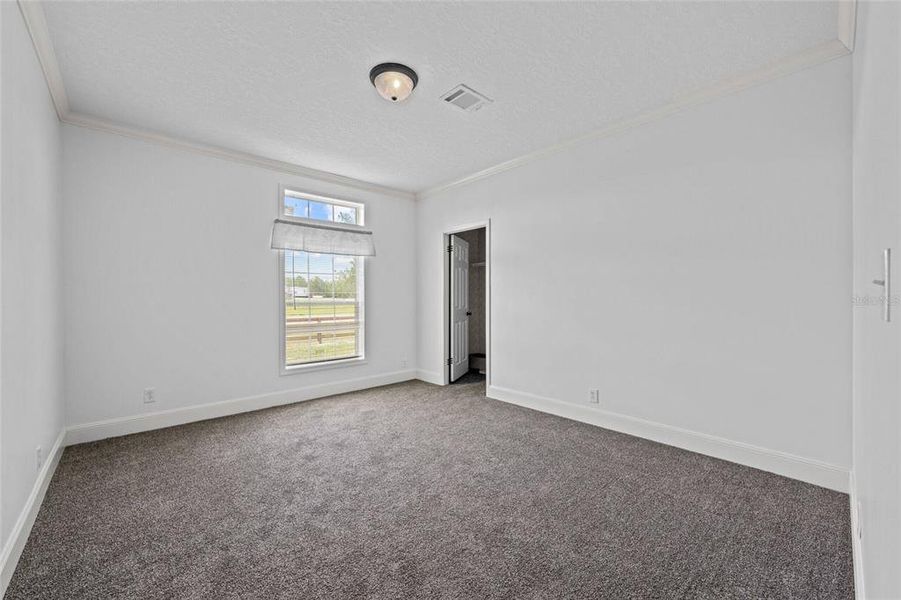 Spacious, unfurnished interior of a new home in , Lawtey (Image 13).