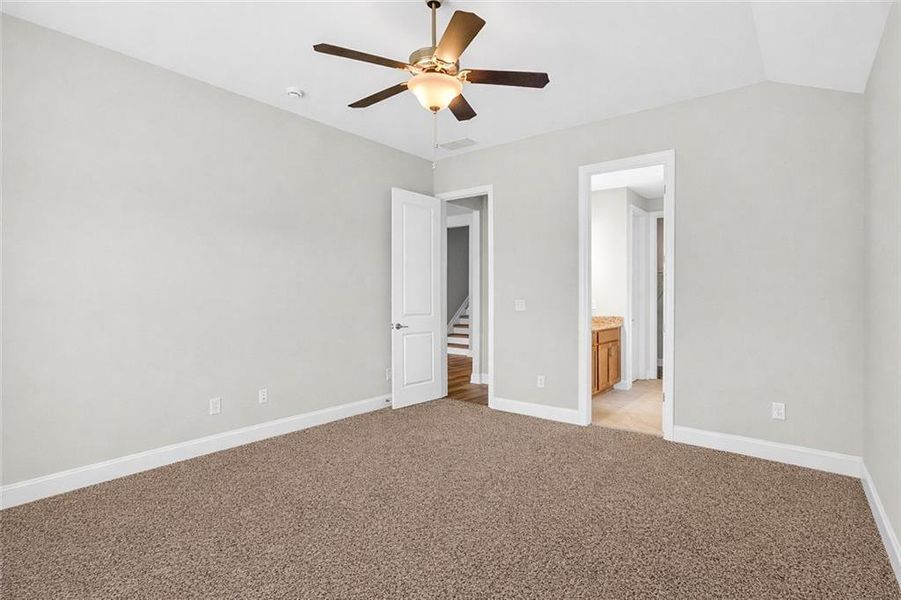 Spacious, unfurnished interior of a new home in Killian Manor at The Adares, Adairsville (Image 9). Spacious, unfurnished interior of a new home in Killian Manor at The Adares, Adairsville (Image 9).