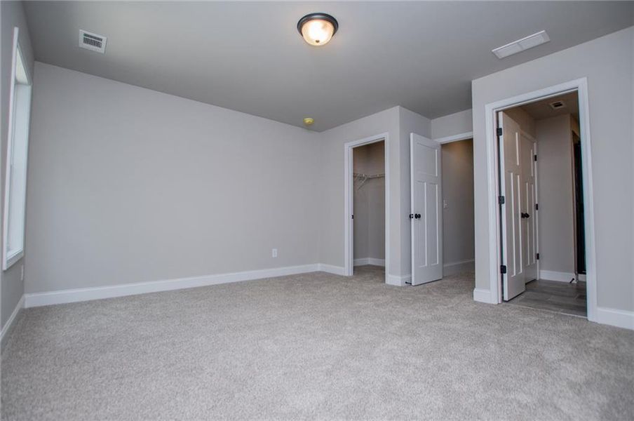 Spacious, unfurnished interior of a new home in , Douglasville (Image 60).