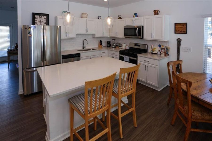 Furnished interior view inside a new home in Laurelwood, Douglasville (Image 45).
