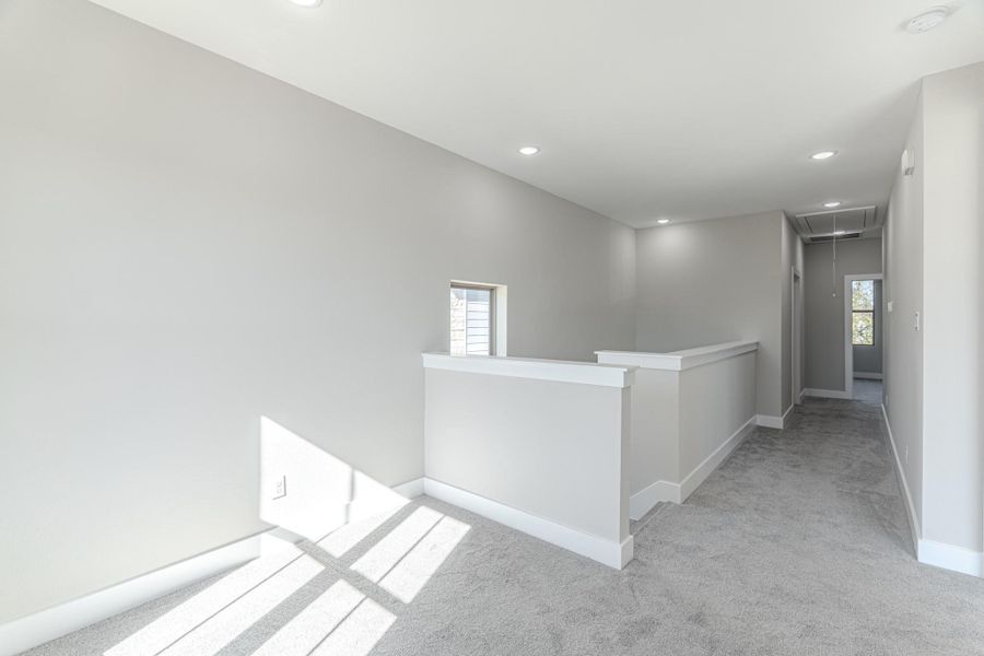 Spacious, unfurnished interior of a new home in , Houston (Image 32).