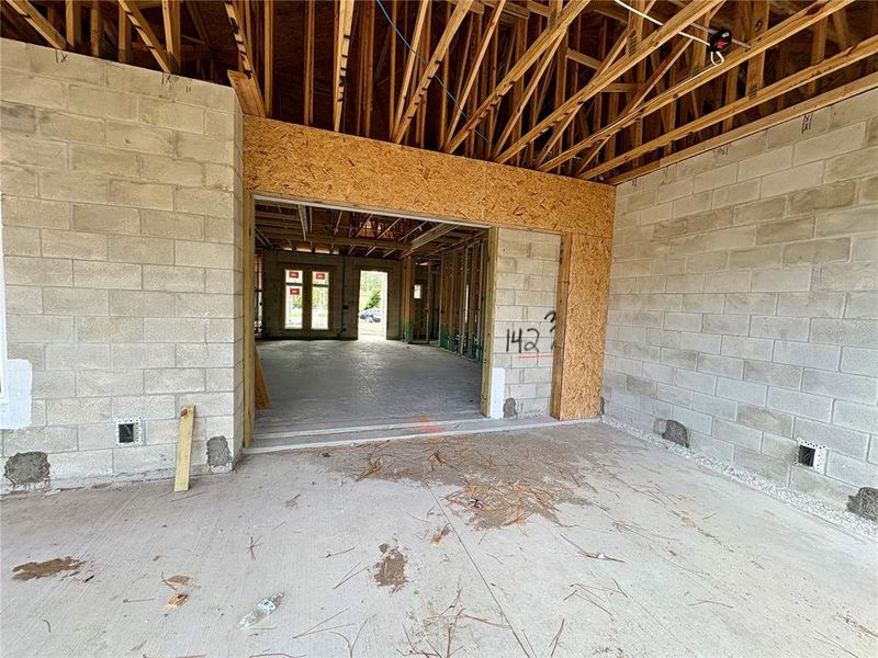 Spacious, unfurnished interior of a new home in , Palm Coast (Image 21).