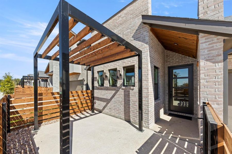 1620 Morningside_3503_Sequoia II_Patio