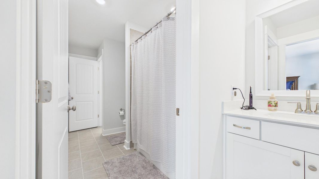 Furnished interior view inside a new home in Hewing Farms, Summerville (Image 48).