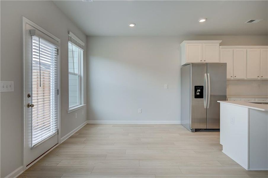 Spacious, unfurnished interior of a new home in Avery Landing, McDonough (Image 14).