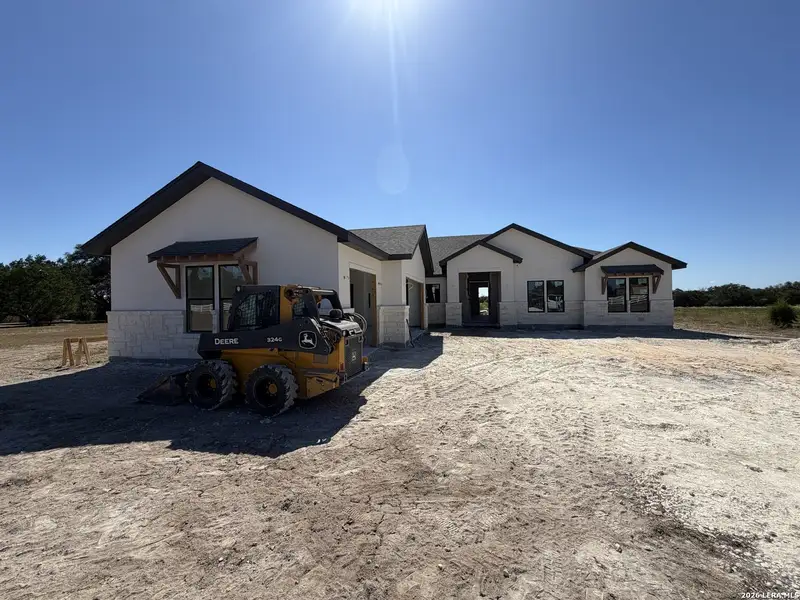 Image 4 of a home in .