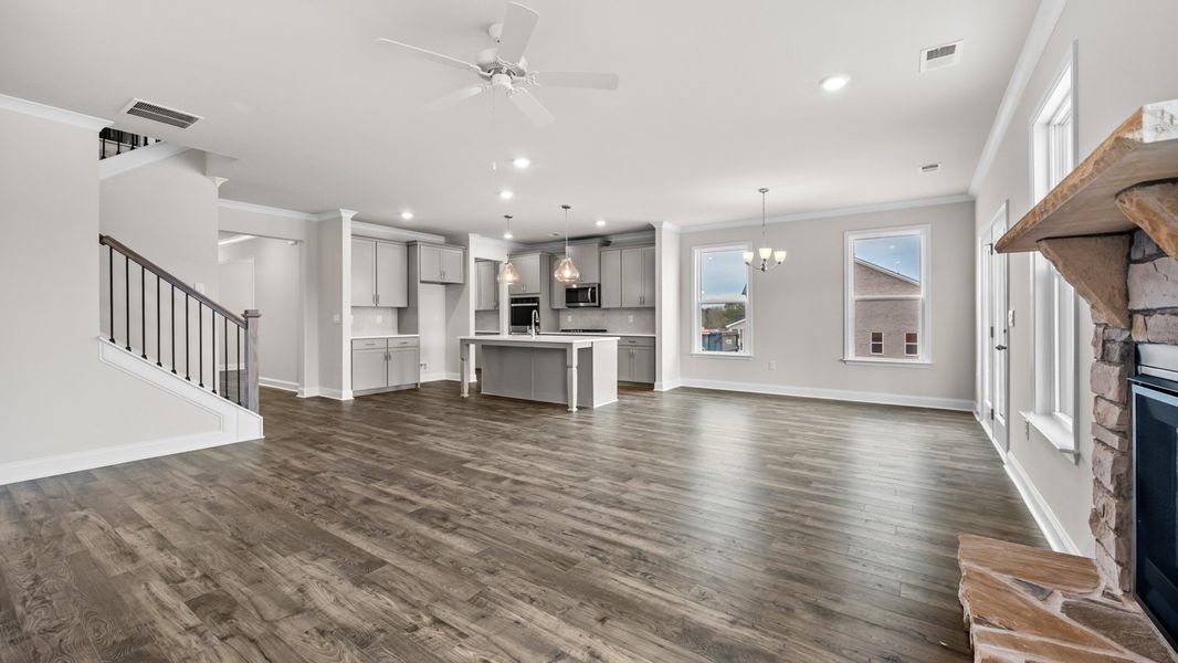 Spacious, unfurnished interior of a new home in Westland, Bogart (Image 20).