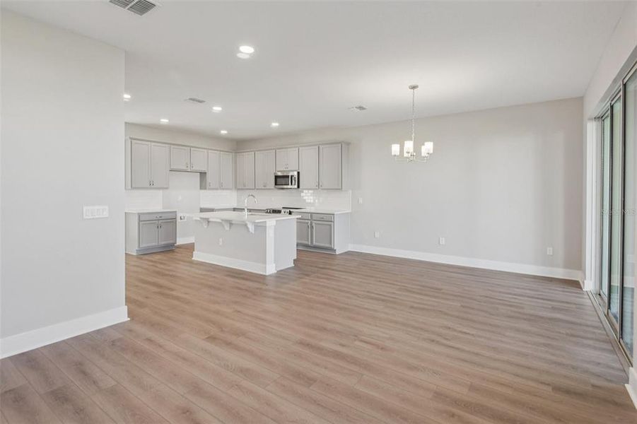 Spacious, unfurnished interior of a new home in Lagoon Residences at Epperson, Wesley Chapel (Image 23).