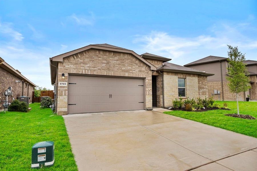 Front exterior of a new home in Terra Trace, Fort Worth, TX, highlighting curb appeal (Image 2).