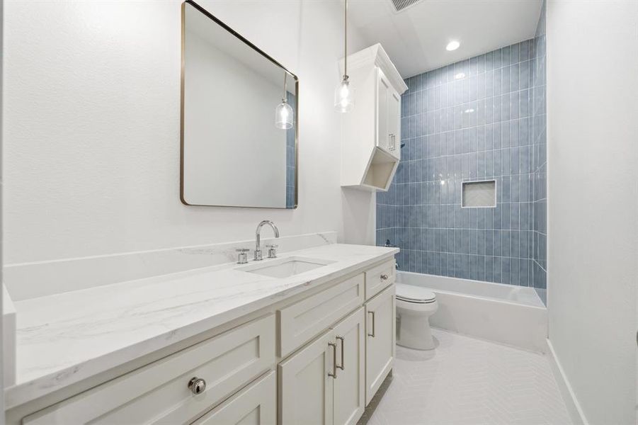 Furnished interior view inside a new home in , Hewitt (Image 13).