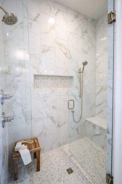Close-up of interior finishes inside a home in Faith View, Ooltewah (Image 22).