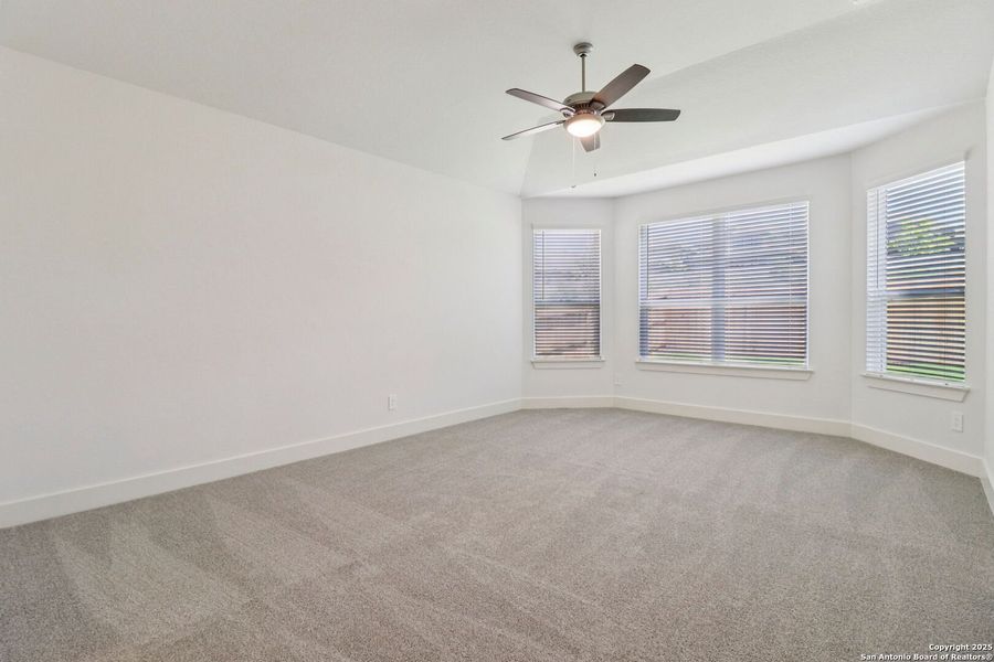 Spacious, unfurnished interior of a new home in Sagebrooke - Classic Series, San Antonio (Image 30). Spacious, unfurnished interior of a new home in Sagebrooke - Classic Series, San Antonio (Image 30).