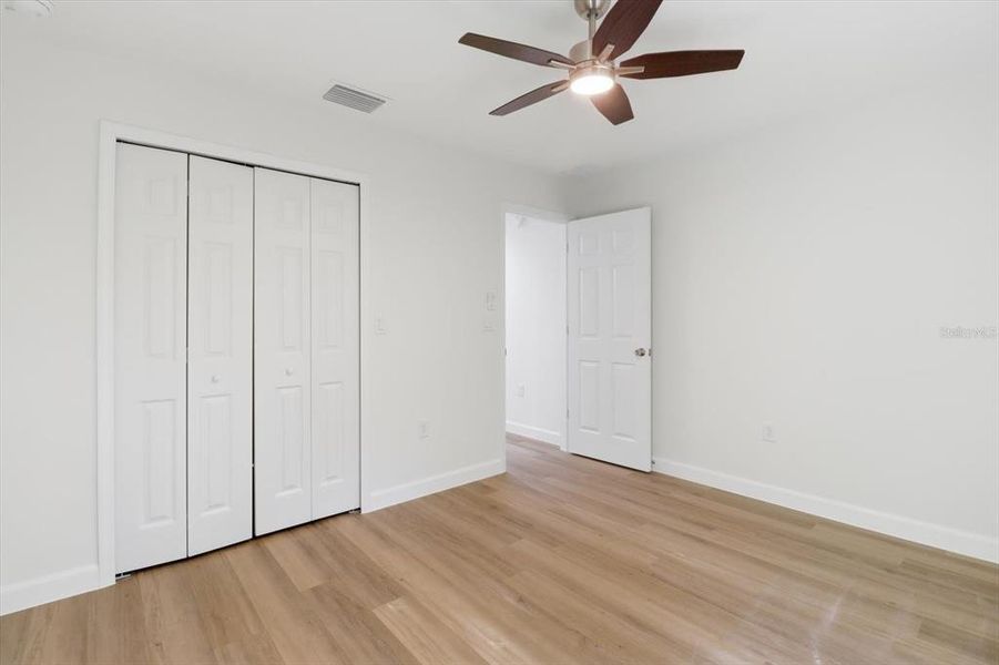 Spacious, unfurnished interior of a new home in , Citrus Springs (Image 18).