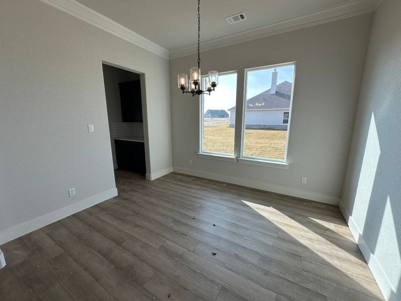Spacious, unfurnished interior of a new home in Eagle Ridge Estates, Weatherford (Image 10).