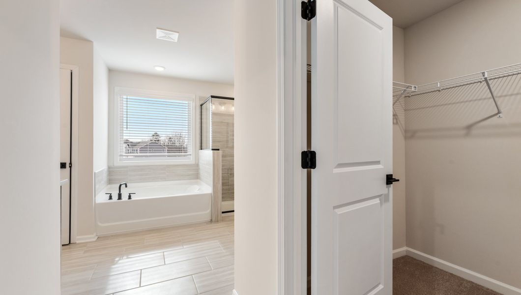 Spacious, unfurnished interior of a new home in Sycamore Cove, Woodruff (Image 37). Spacious, unfurnished interior of a new home in Sycamore Cove, Woodruff (Image 37).