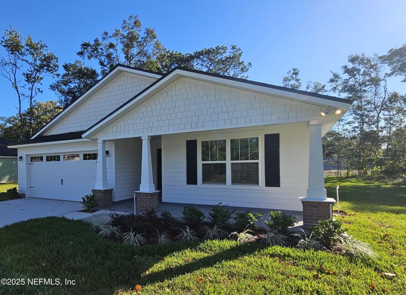 Exterior details and patio area of a home in , Jacksonville (Image 25). Exterior details and patio area of a home in , Jacksonville (Image 25).