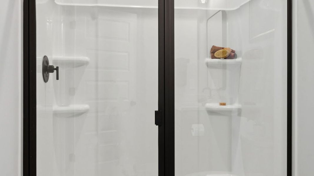 Representative interior finishes for a home built from the MILFORD A by D.R. Horton in Pottsview, Smyrna (Image 21).