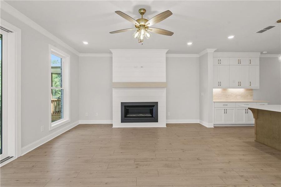 Spacious, unfurnished interior of a new home in Waterside Townhomes, Peachtree Corners (Image 12).