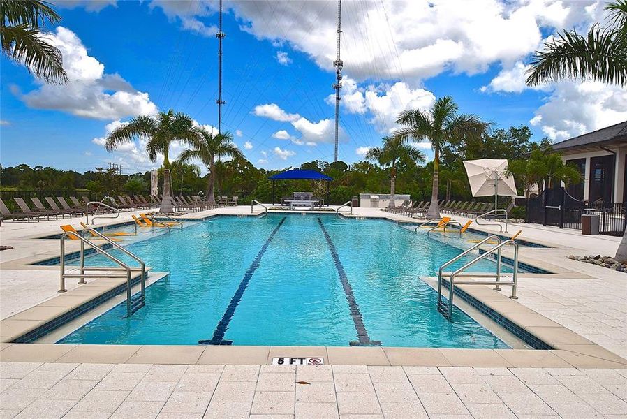 Community amenities in , Nokomis (Image 37).