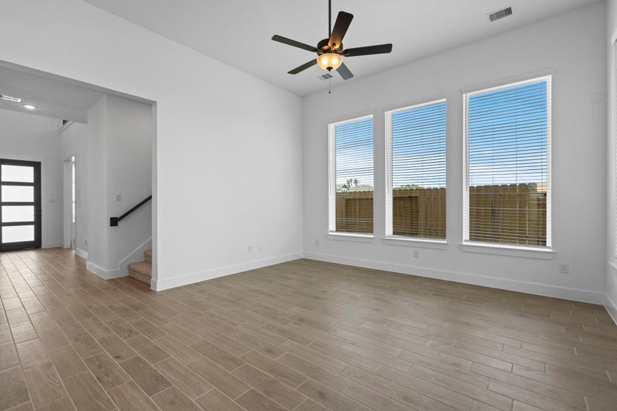 Spacious, unfurnished interior of a new home in Riceland, Mont Belvieu (Image 14). Spacious, unfurnished interior of a new home in Riceland, Mont Belvieu (Image 14).