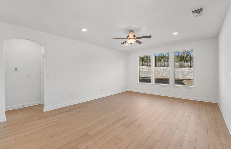 Spacious, unfurnished interior of a new home in West Cypress Hills, Spicewood (Image 37).