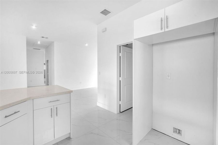 Image 38 of a home in .