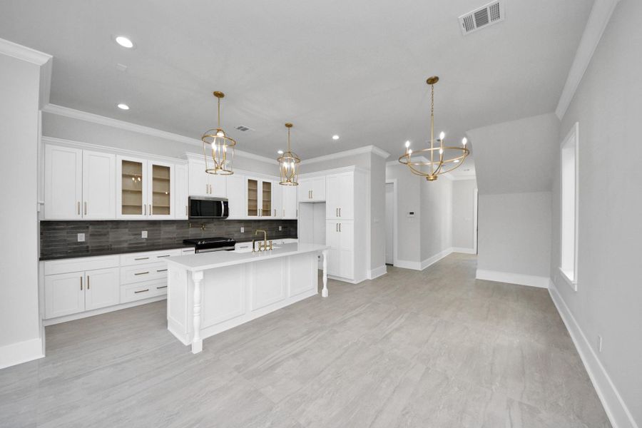 Image 28 of a home in .