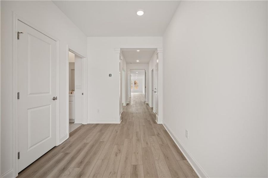 Spacious, unfurnished interior of a new home in Echols Farm, Hiram (Image 12).