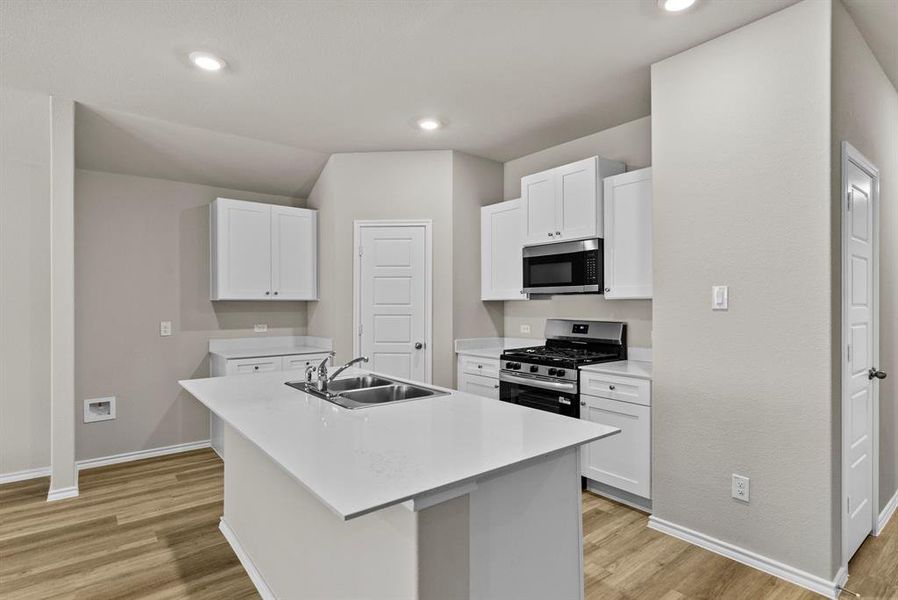 Furnished interior view inside a new home in , Fort Worth (Image 6).
