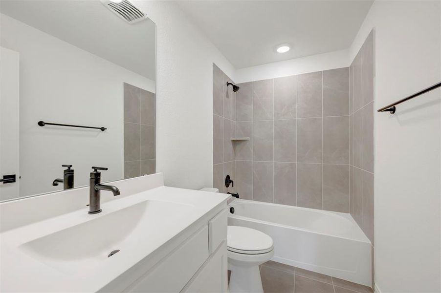 Furnished interior view inside a new home in Talia – Garden Series, Mesquite (Image 14).
