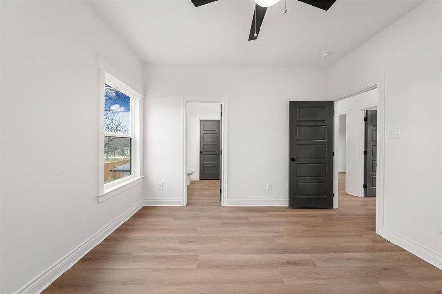 Spacious, unfurnished interior of a new home in , Valley Mills (Image 26).