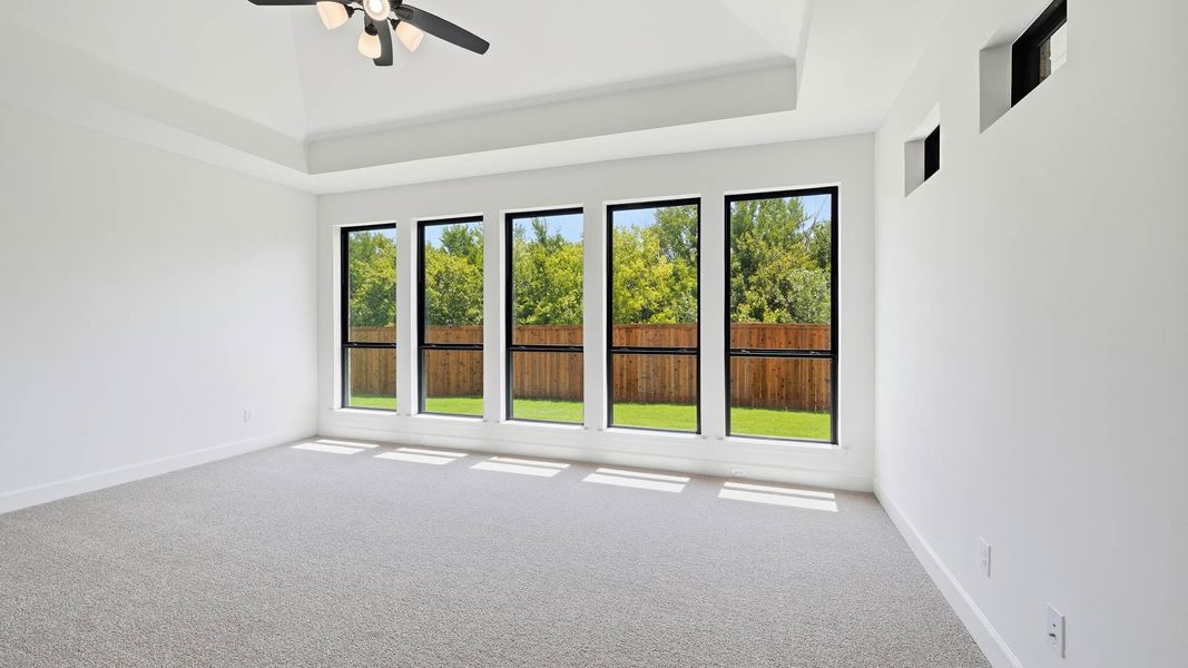 Spacious, unfurnished interior of a new home in Sonoma Verde, McLendon-Chisholm (Image 20).