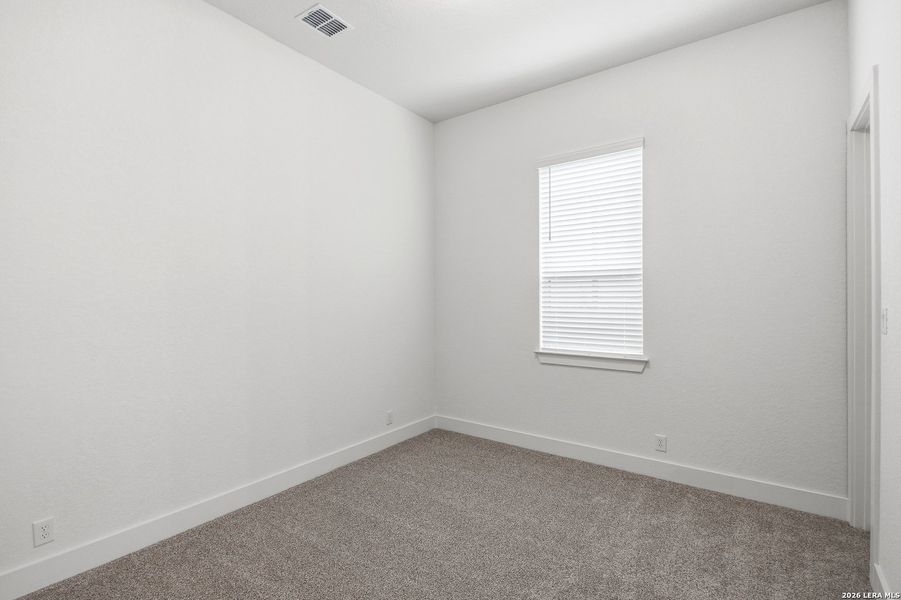 Spacious, unfurnished interior of a new home in Prominence Urban, San Antonio (Image 37).