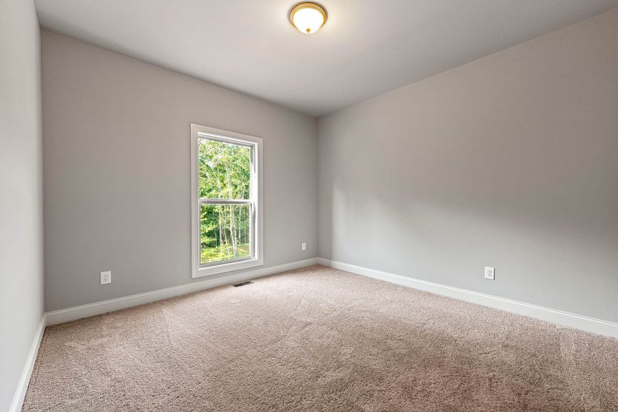 5br New Home in Fairburn, GA.  - Slide 9