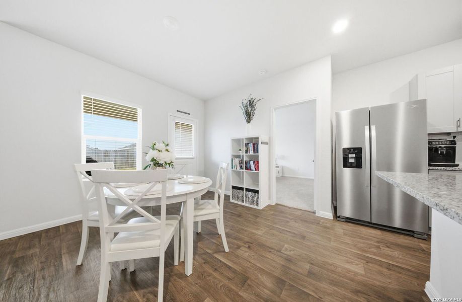 Furnished interior view inside a new home in Heather Glen, New Braunfels (Image 16). Furnished interior view inside a new home in Heather Glen, New Braunfels (Image 16).