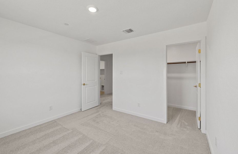 Spacious, unfurnished interior of a new home in Monarch on Main, Round Rock (Image 17).