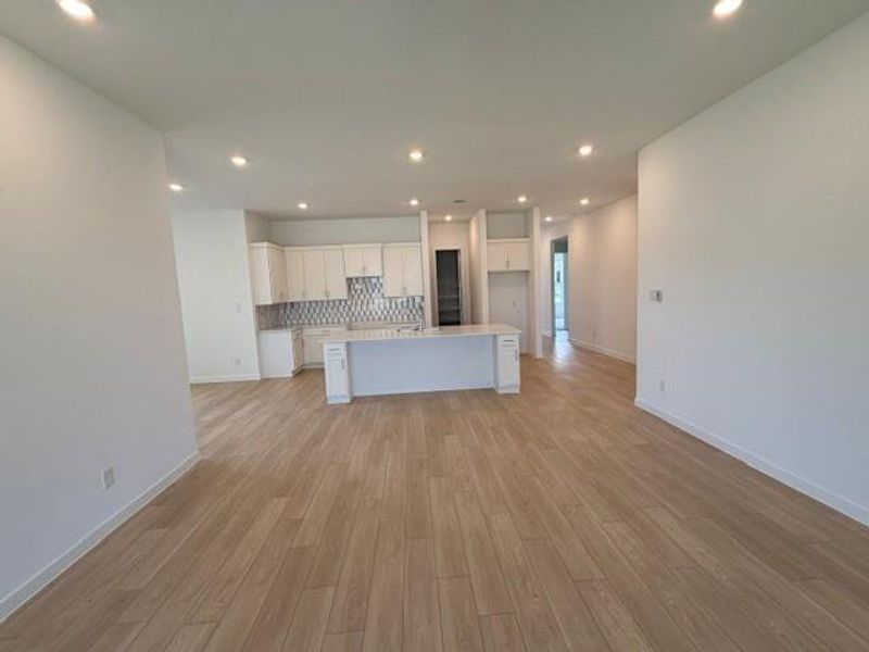 Image 38 of a home in Kresston.