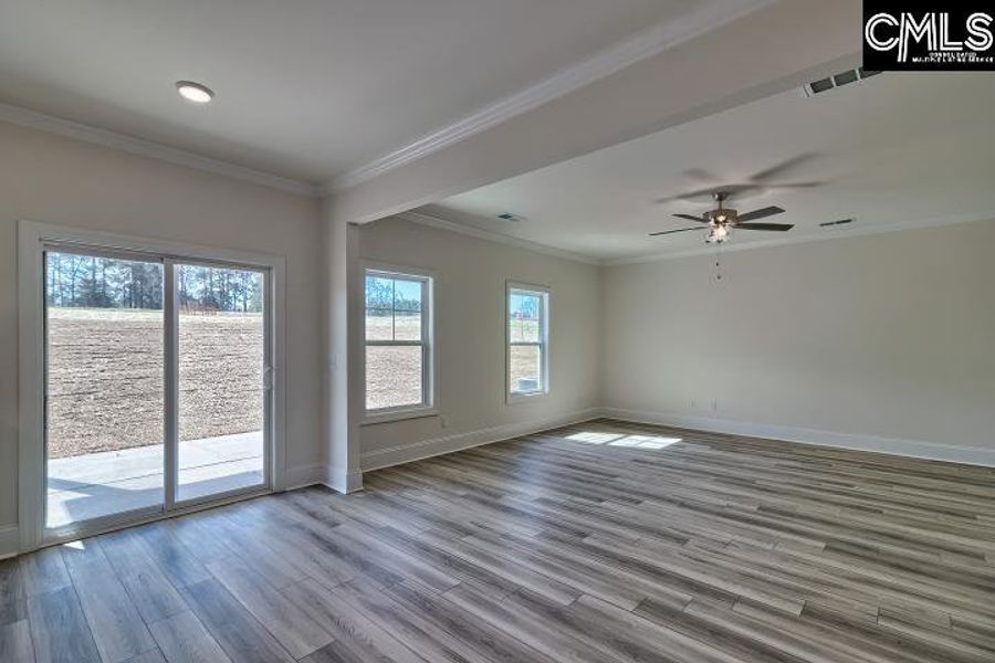 Spacious, unfurnished interior of a new home in Cottages at Roofs Pond, West Columbia (Image 26).