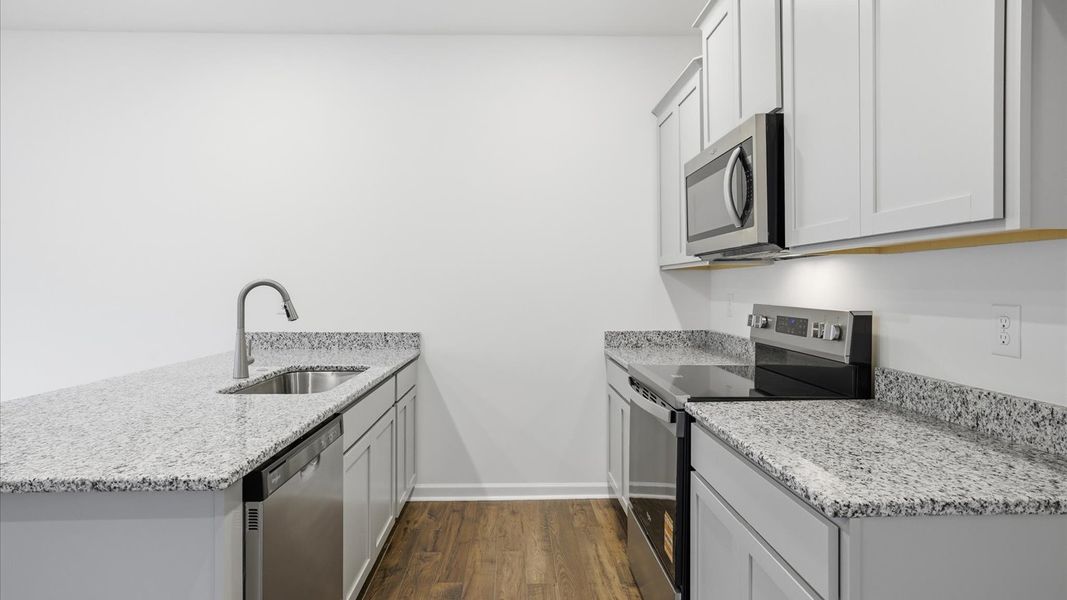 Furnished interior view inside a new home in Cherokee Crossing, Kodak (Image 5).