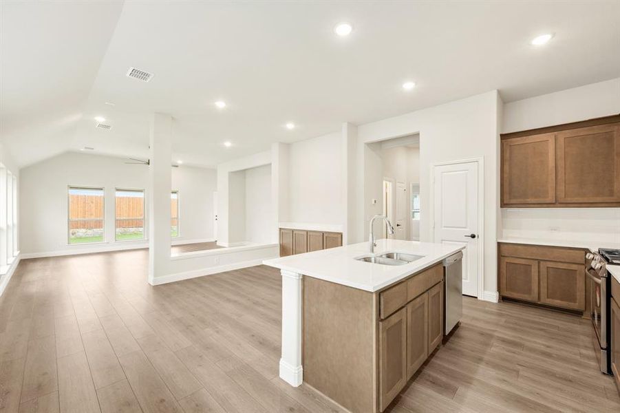 Image 35 of a home in Sunset Ridge. Image 35 of a home in Sunset Ridge.