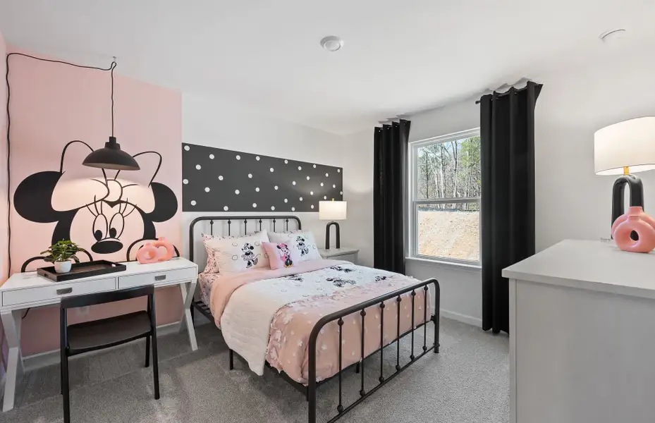 Furnished interior view inside a new home in Avery Ridge, Gainesville (Image 6).