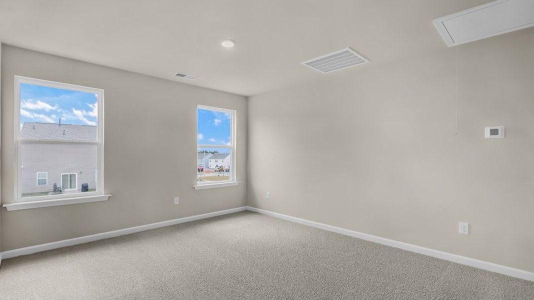 Representative unfurnished interior of a home built from the COLUMBIA by D.R. Horton in Galvins Ridge, Sanford (Image 26).