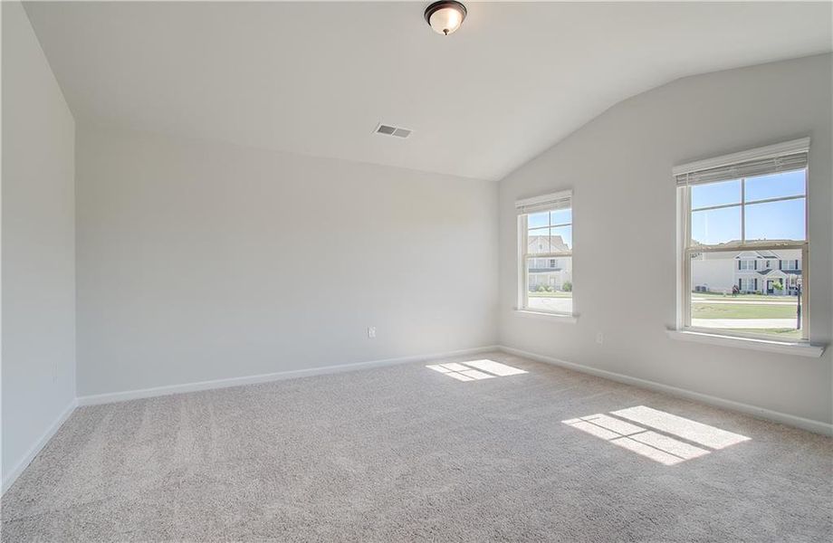 Spacious, unfurnished interior of a new home in Kingston, Locust Grove (Image 24).
