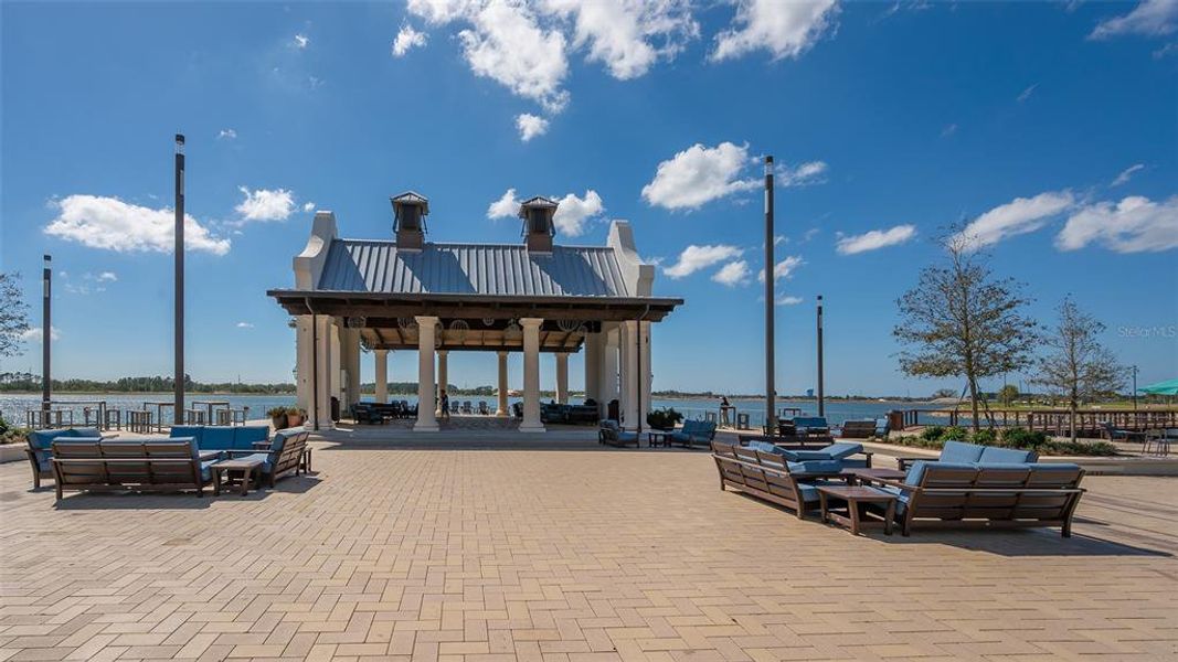 Image 62 of a home in Emerald Landing at Waterside at Lakewood Ranch – Lake Series.